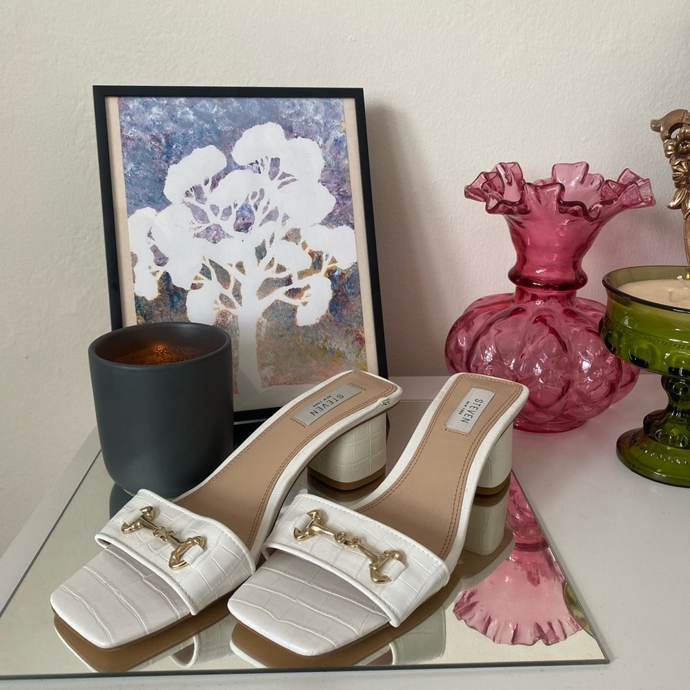 Steven Round Heel Chain Detail Mule